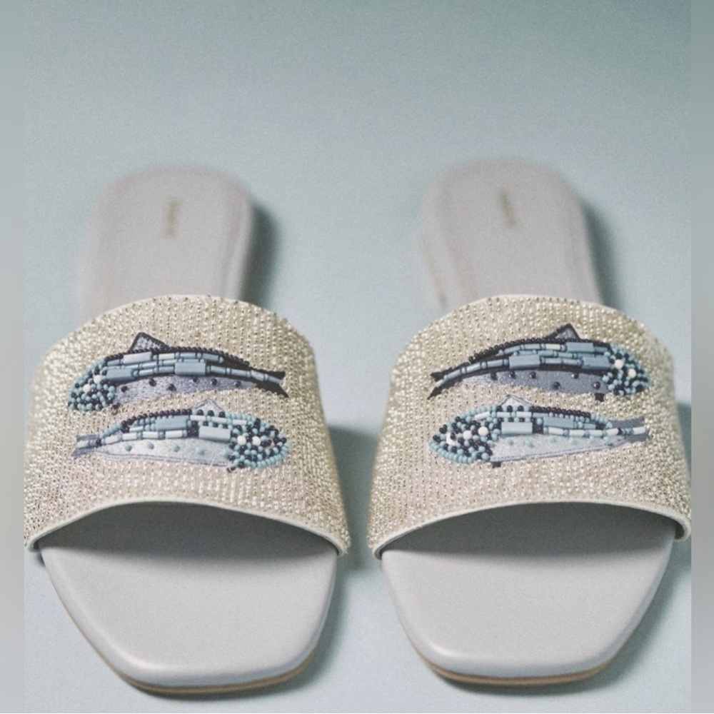 NIB Anthropologie MAEVE Sardine Beaded Slide
Sandals By In Blue Size: 5/5.5 - Picture 2 of 8